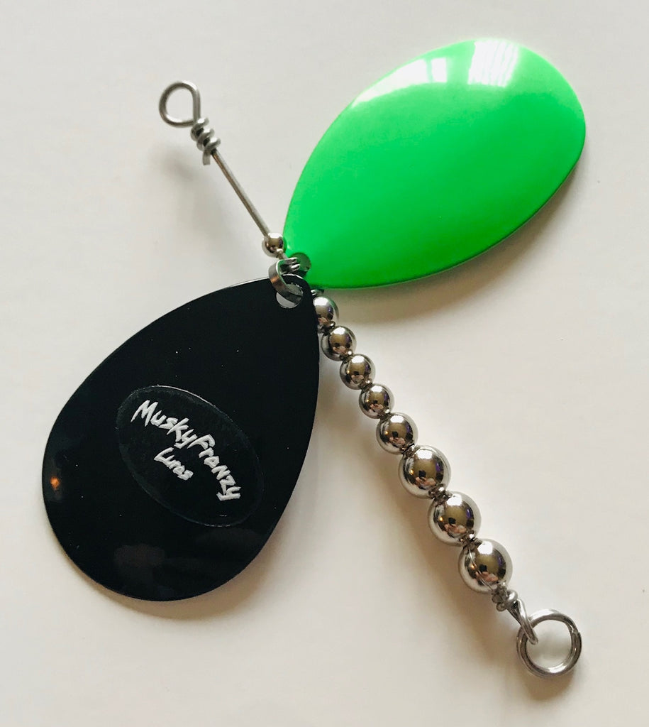 GREEN/BLACK – MuskyFrenzy Lures